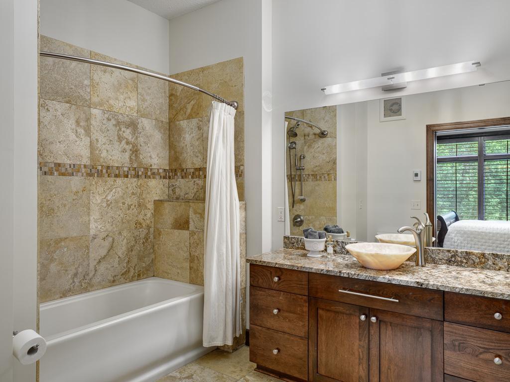 715 Linden St Unit 204, Saint Paul, MN, 55118, USA, 3 Bedrooms Bedrooms, ,3 BathroomsBathrooms,Condo,Contingent,715 Linden St Unit 204,6762730