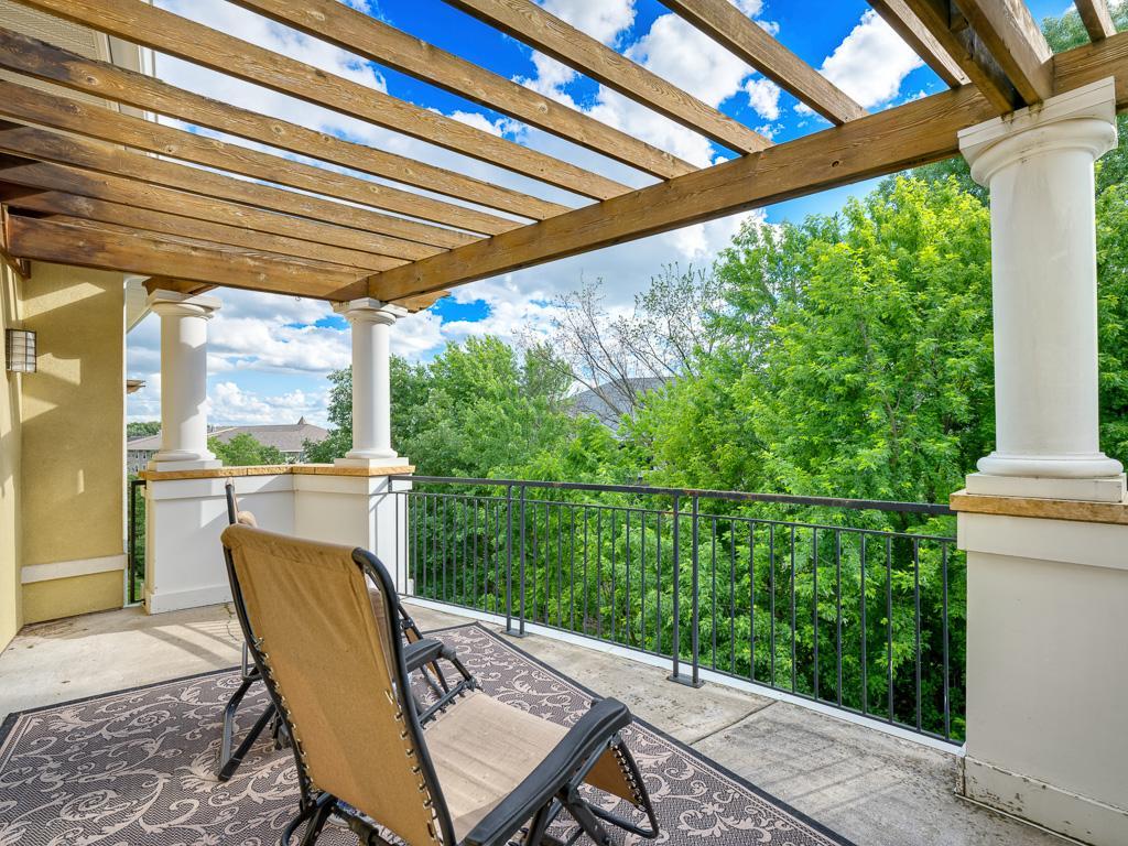 715 Linden St Unit 204, Saint Paul, MN, 55118, USA, 3 Bedrooms Bedrooms, ,3 BathroomsBathrooms,Condo,Contingent,715 Linden St Unit 204,6762730