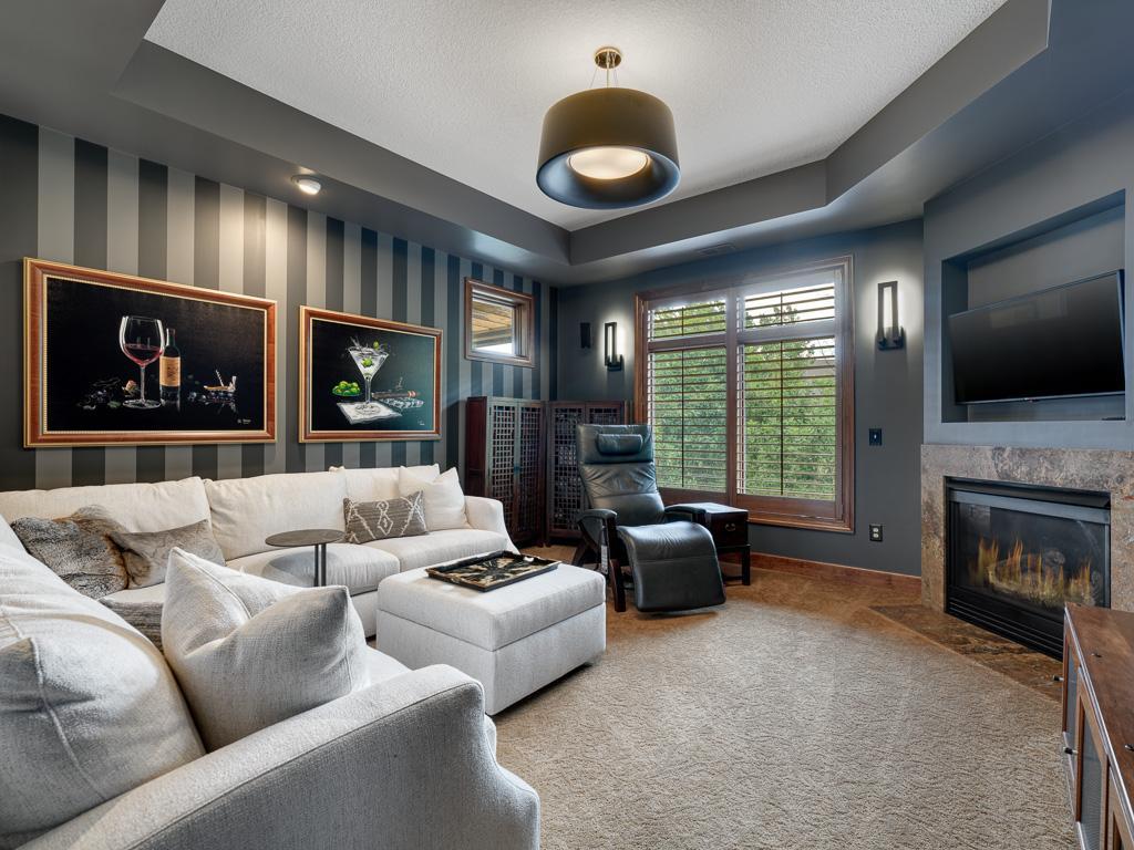 715 Linden St Unit 204, Saint Paul, MN, 55118, USA, 3 Bedrooms Bedrooms, ,3 BathroomsBathrooms,Condo,Contingent,715 Linden St Unit 204,6762730