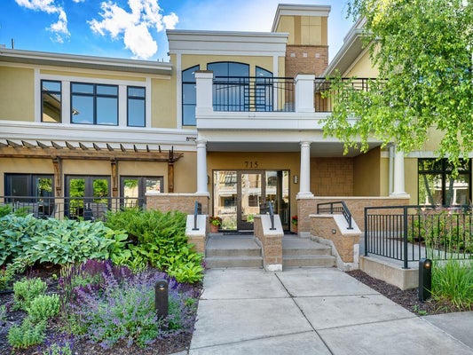 715 LINDEN ST UNIT 204, SAINT PAUL, MN 55118 - Image c3cd161a670cc18d714ca2e2b00eeba9/819507210