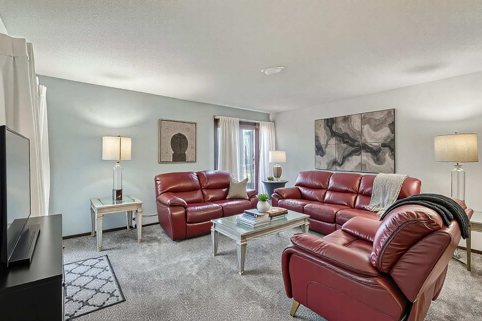 2495 Canabury Drive 220