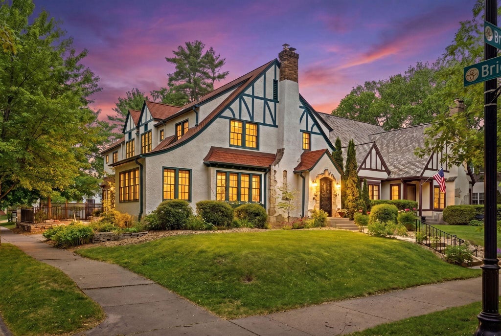 Photo of 4530 Bruce Avenue, Edina, MN 55424 (MLS # 7089683)