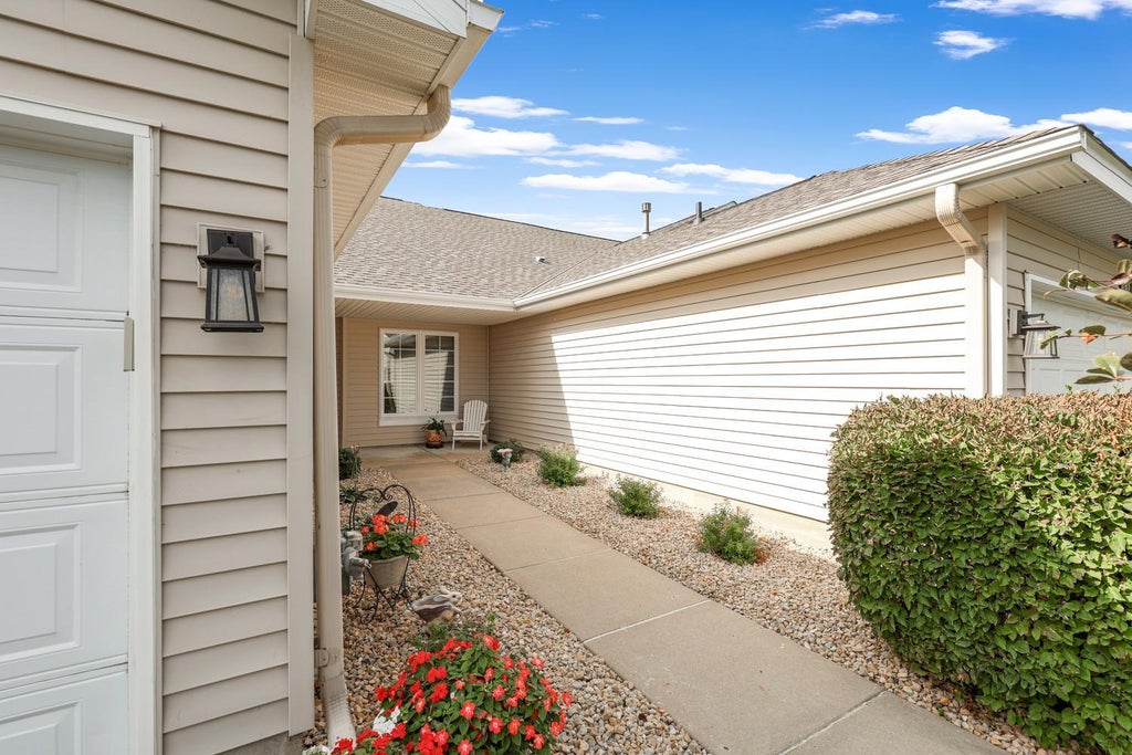 Photo of 17471 Deerfield Drive SE, Prior Lake, MN 55372 (MLS # 7149532)