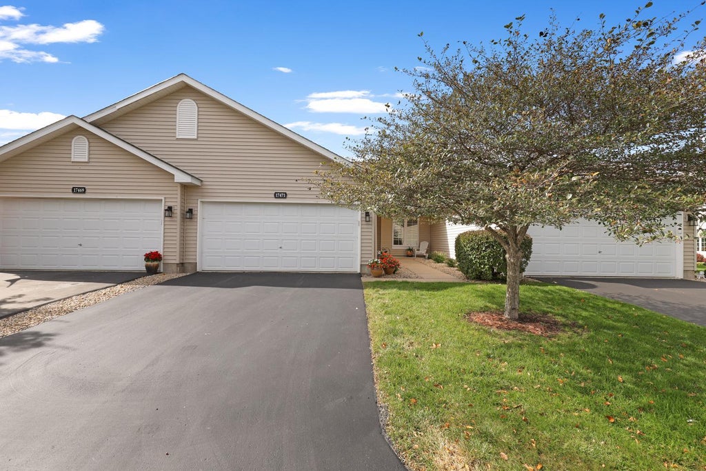 Photo of 17471 Deerfield Drive SE, Prior Lake, MN 55372 (MLS # 7149532)