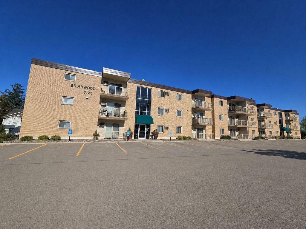 Photo of 3155 Old Highway 8 #104, Roseville, MN 55418 (MLS # 7063822)