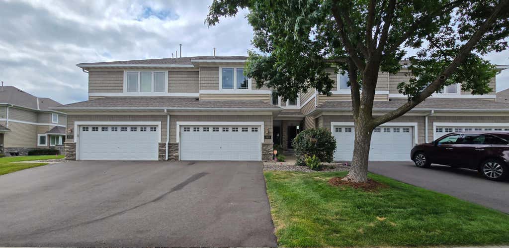 Photo of 4989 Archer Lane N, Plymouth, MN 55446 (MLS # 7116346)