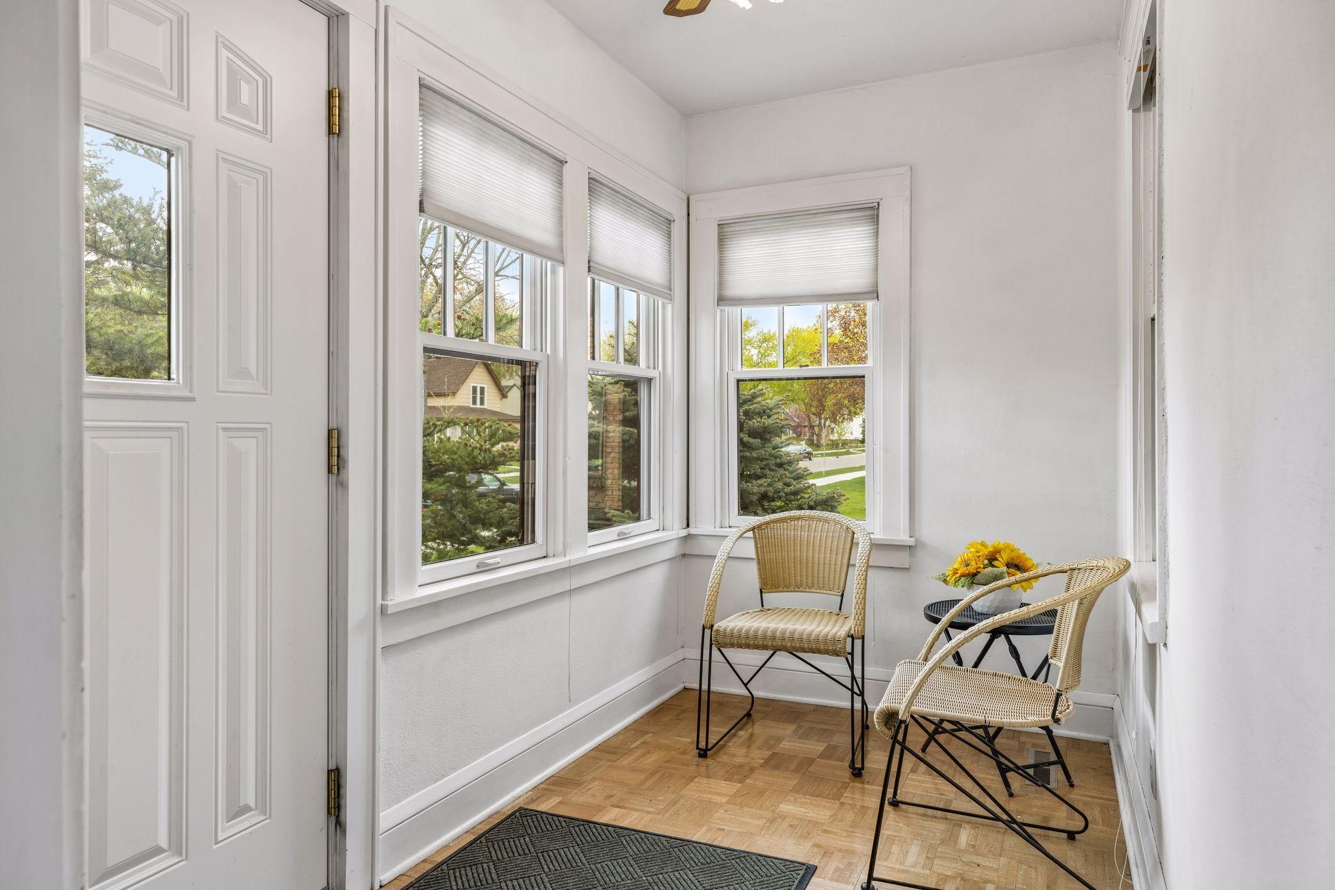 109 7th Avenue N