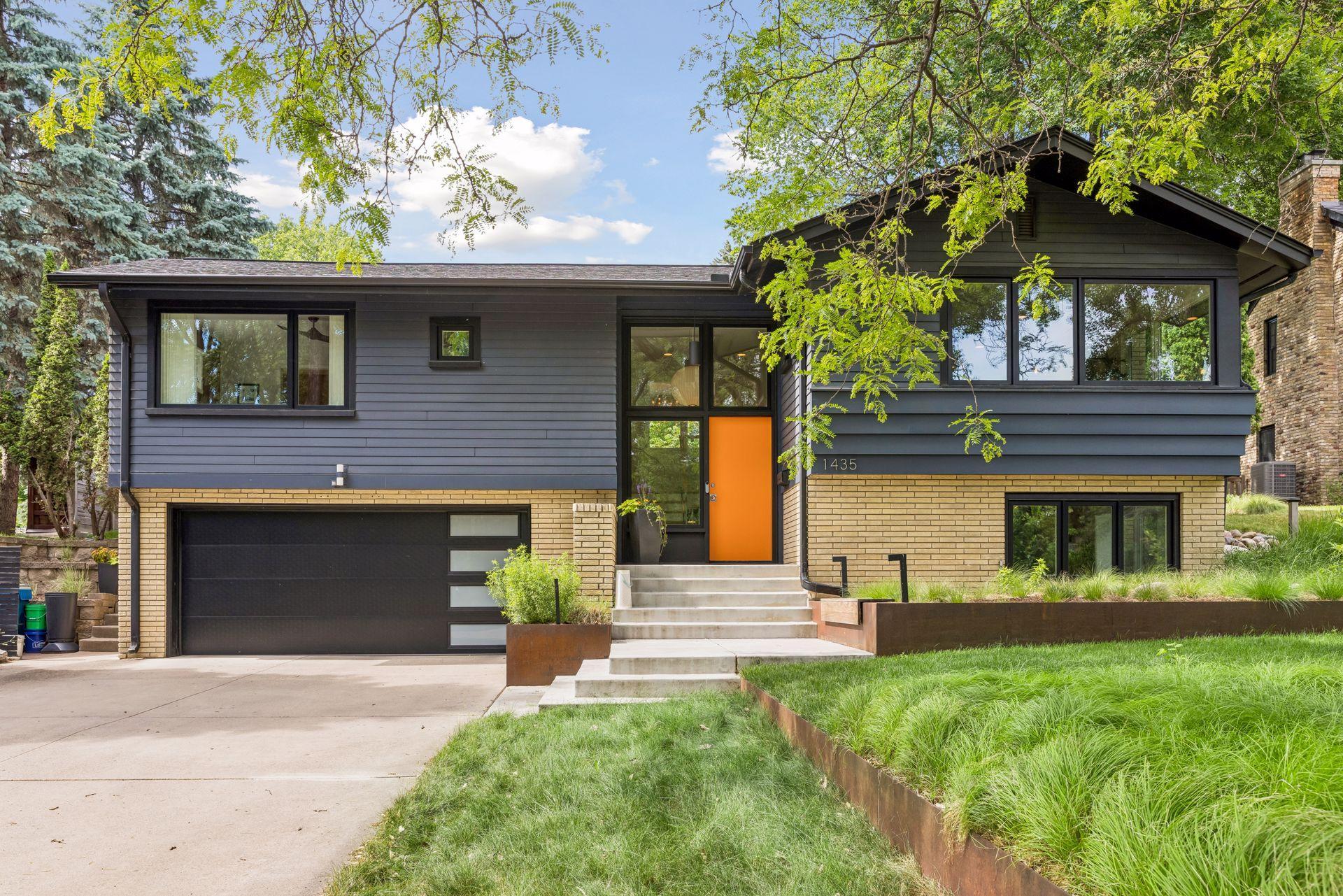 1435 Tyrol Trail