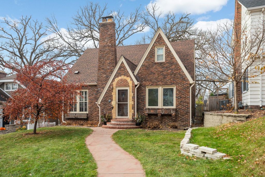 Photo of 4840 13th Avenue S, Minneapolis, MN 55417 (MLS # 7035642)