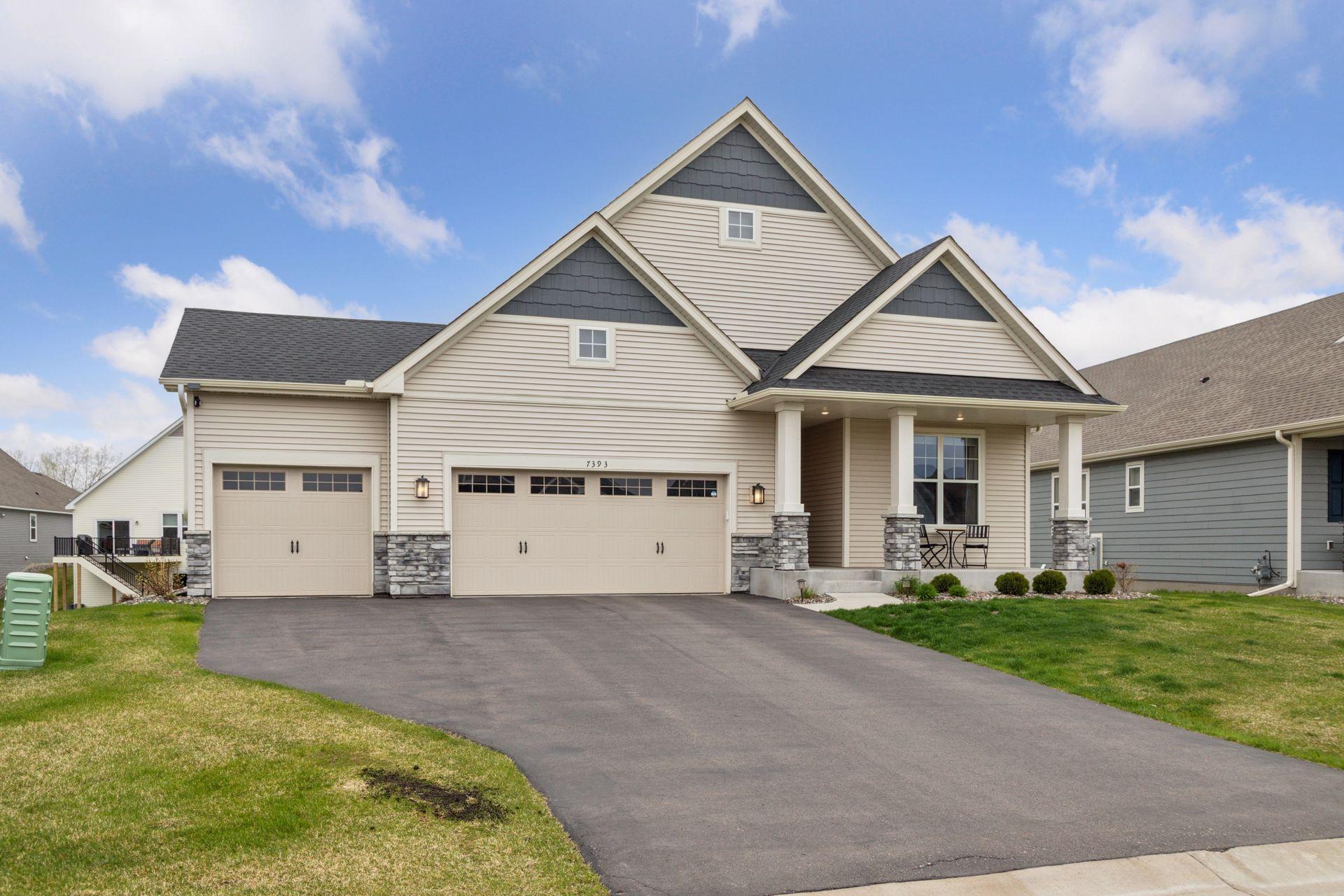 7393 Emily Circle