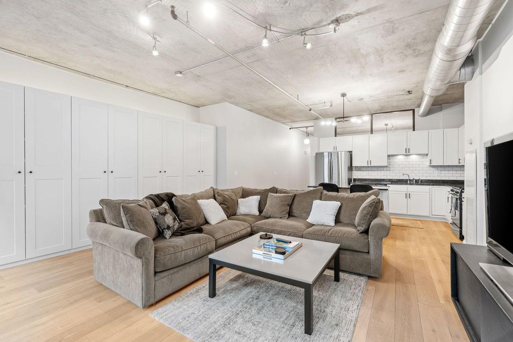 Photo of 720 N 4th Street #213, Minneapolis, MN 55401 (MLS # 7013644)