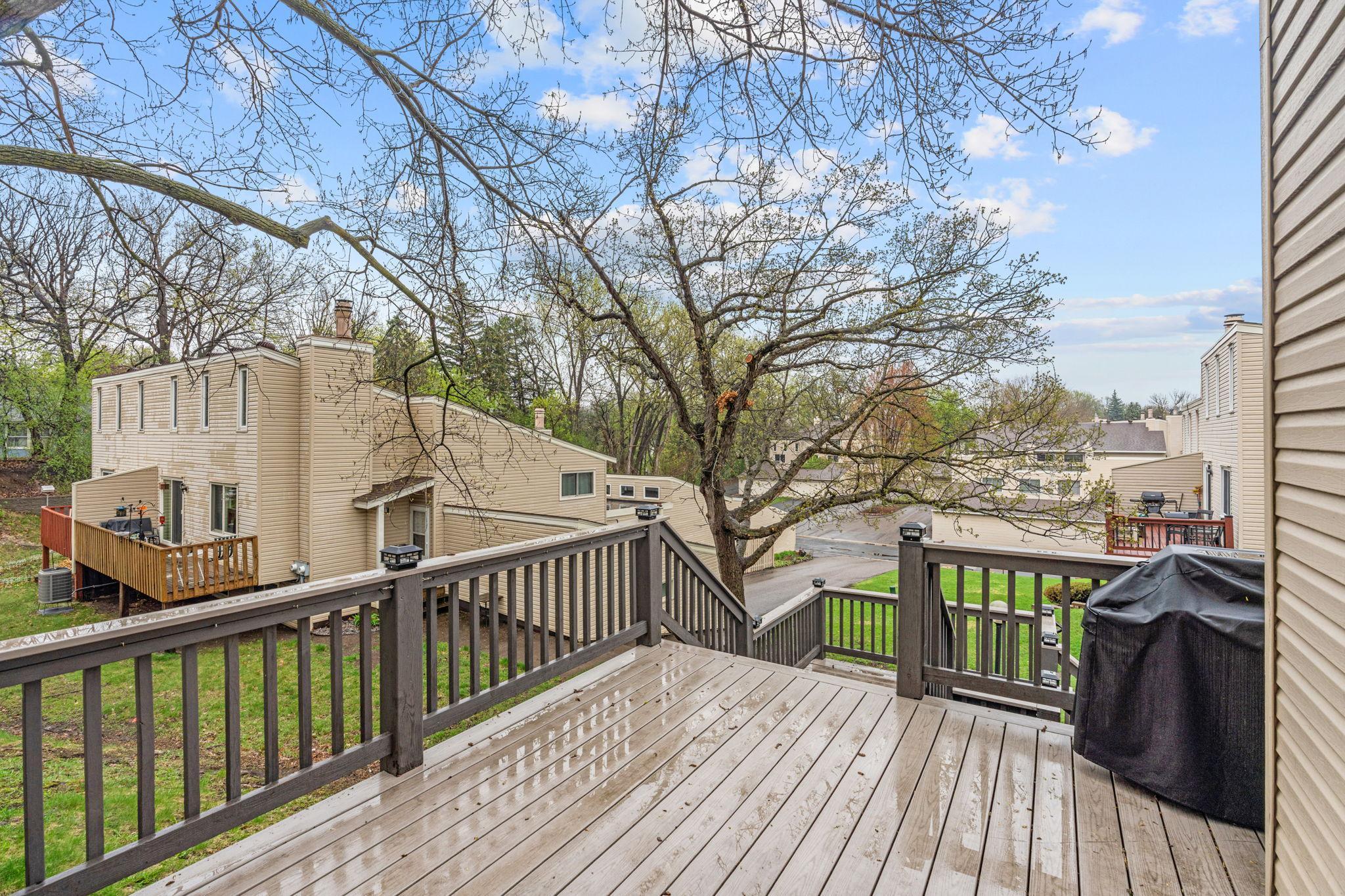 5616 W Bavarian Pass