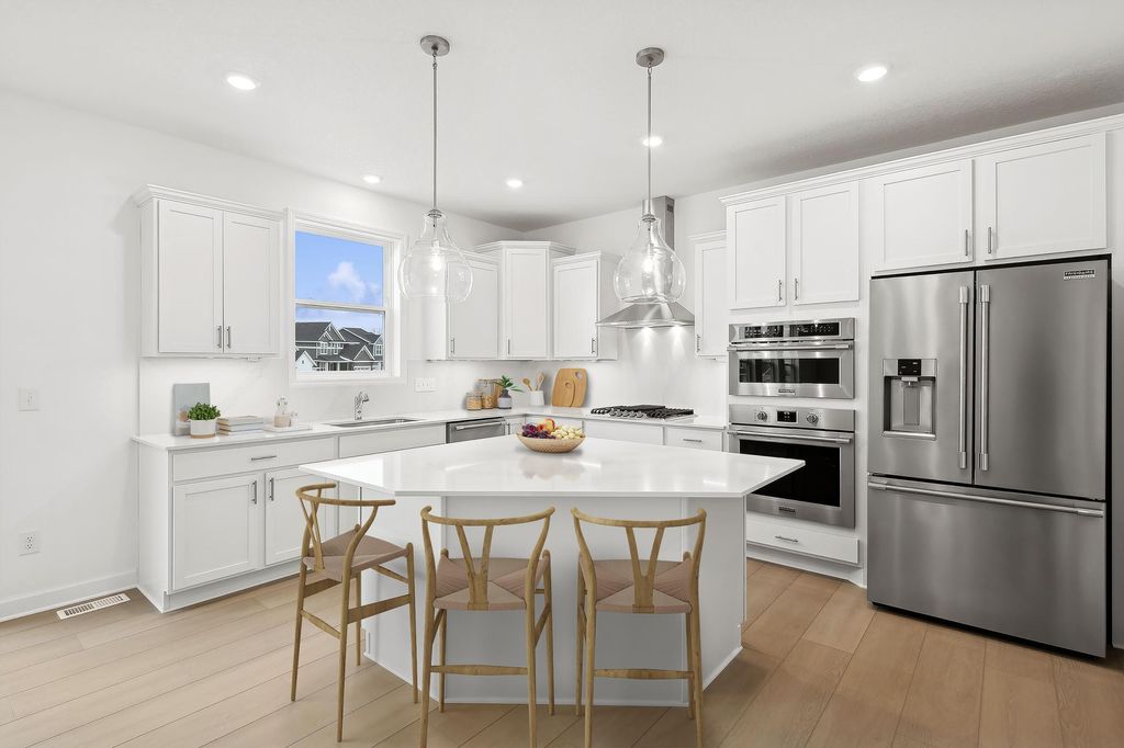 Photo of 5436 Tallowtree Lane, Woodbury, MN 55129 (MLS # 7068114)