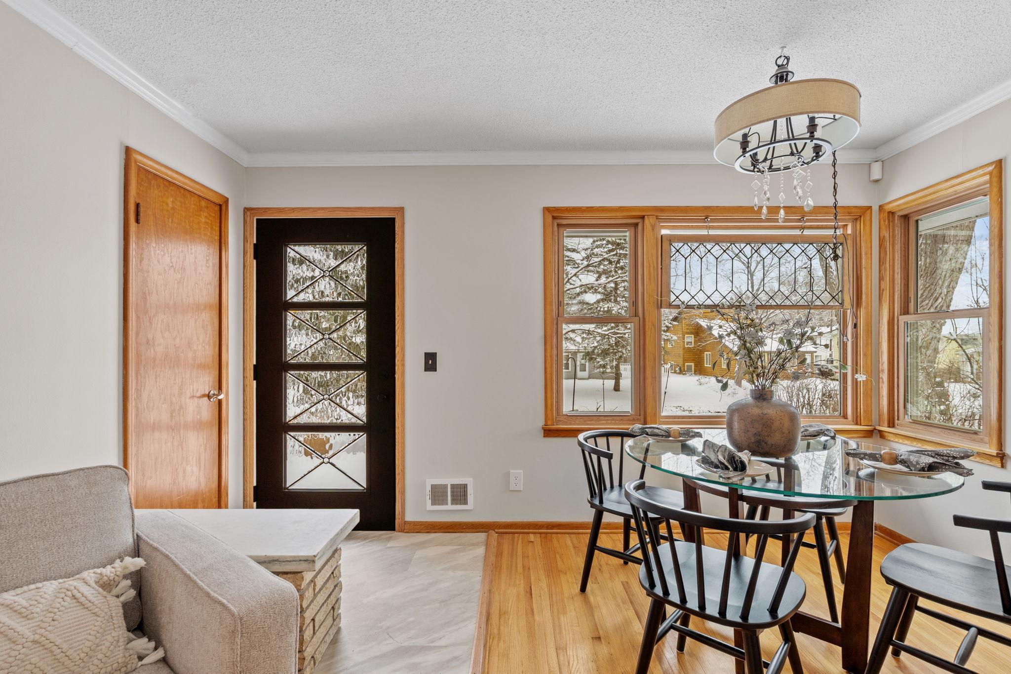 548 Fairmont Street NE