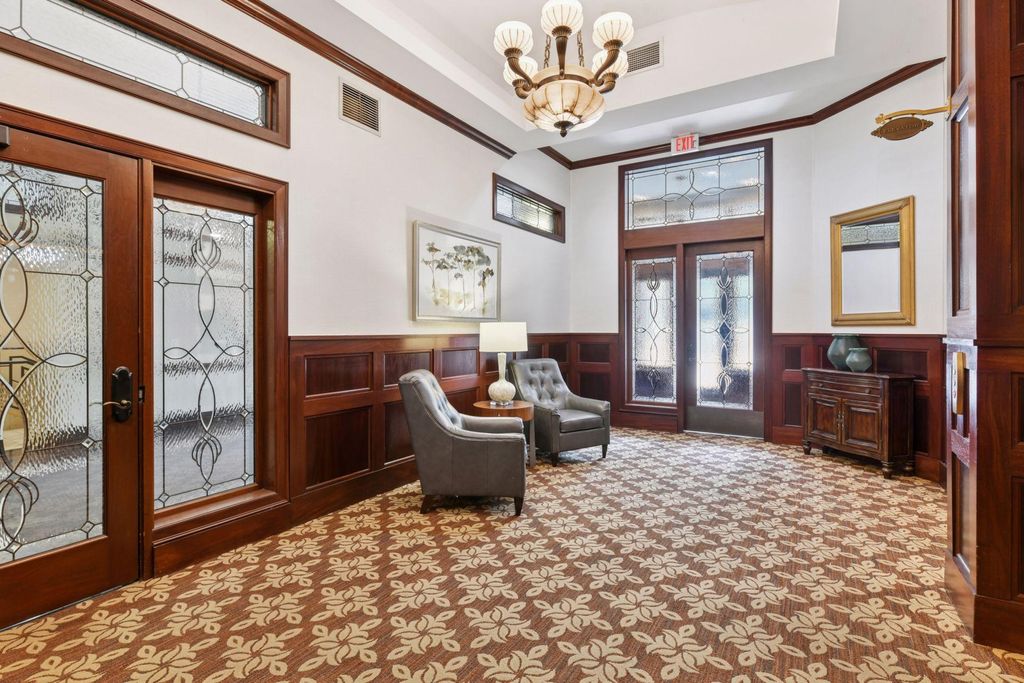 Photo of 1060 Grand Avenue #204, Saint Paul, MN 55105 (MLS # 7008321)