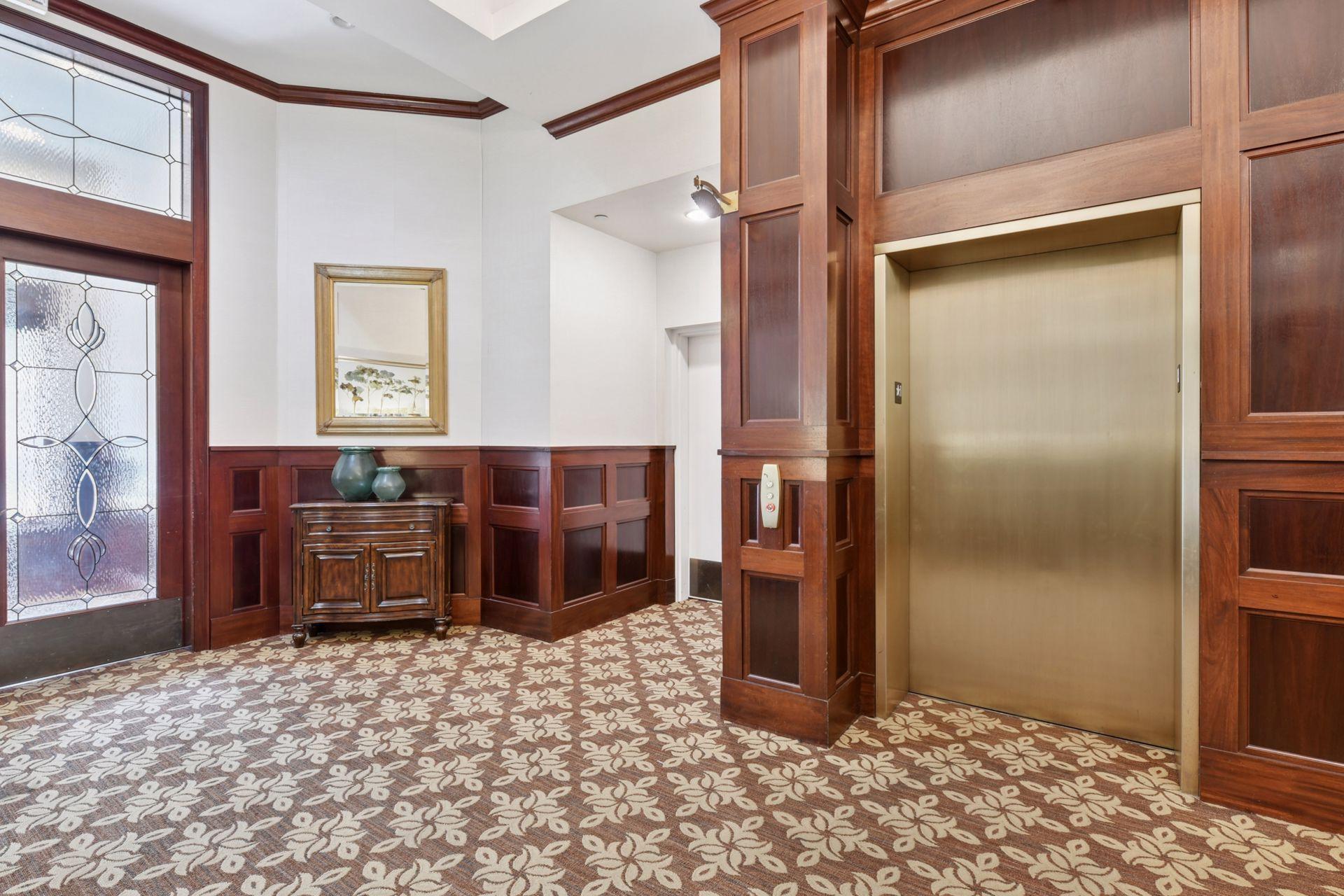 1060 Grand Avenue 204