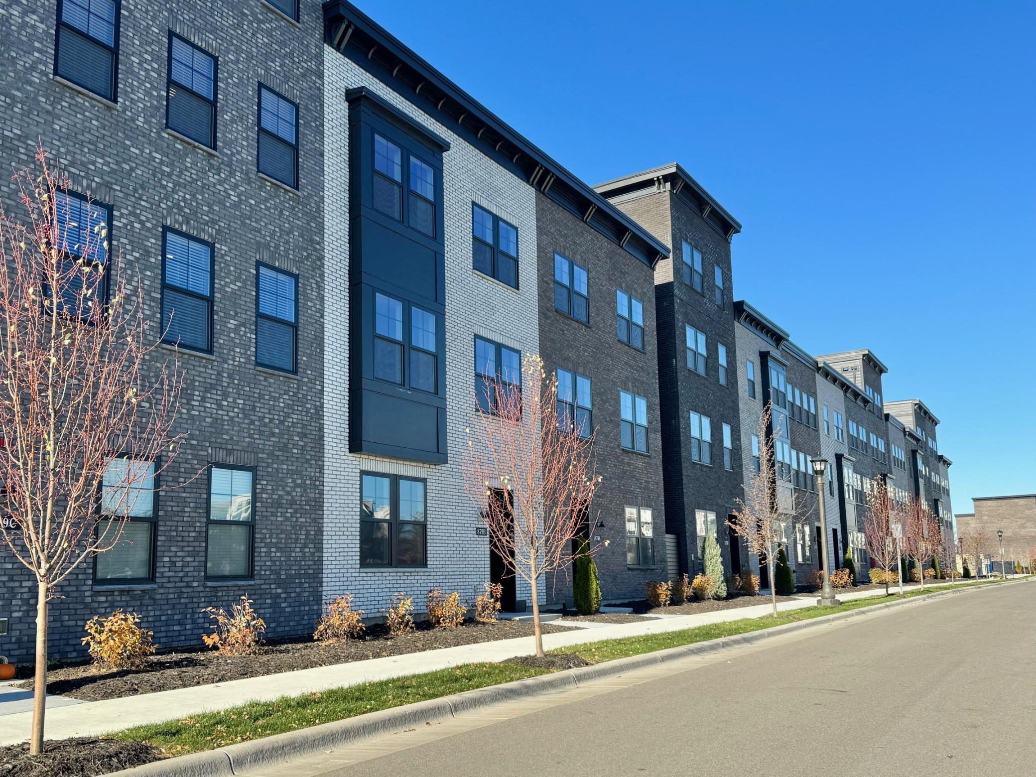 900 Mount Curve Boulevard K