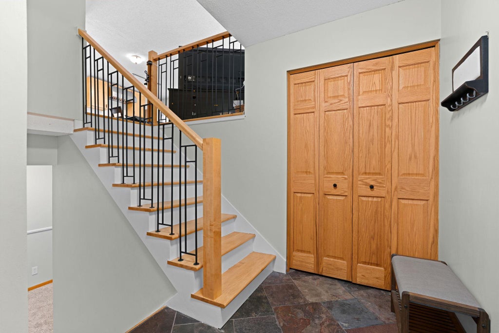 Photo of 10359 Huntington Drive, Eden Prairie, MN 55347 (MLS # 7114307)