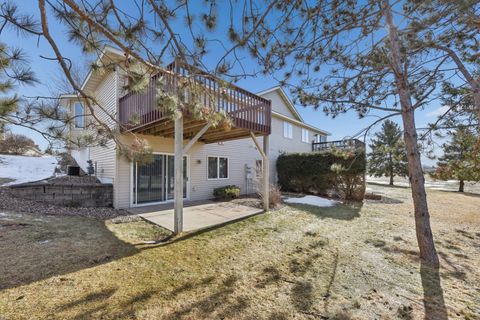 1102 Highpoint Court New Richmond WI 54017