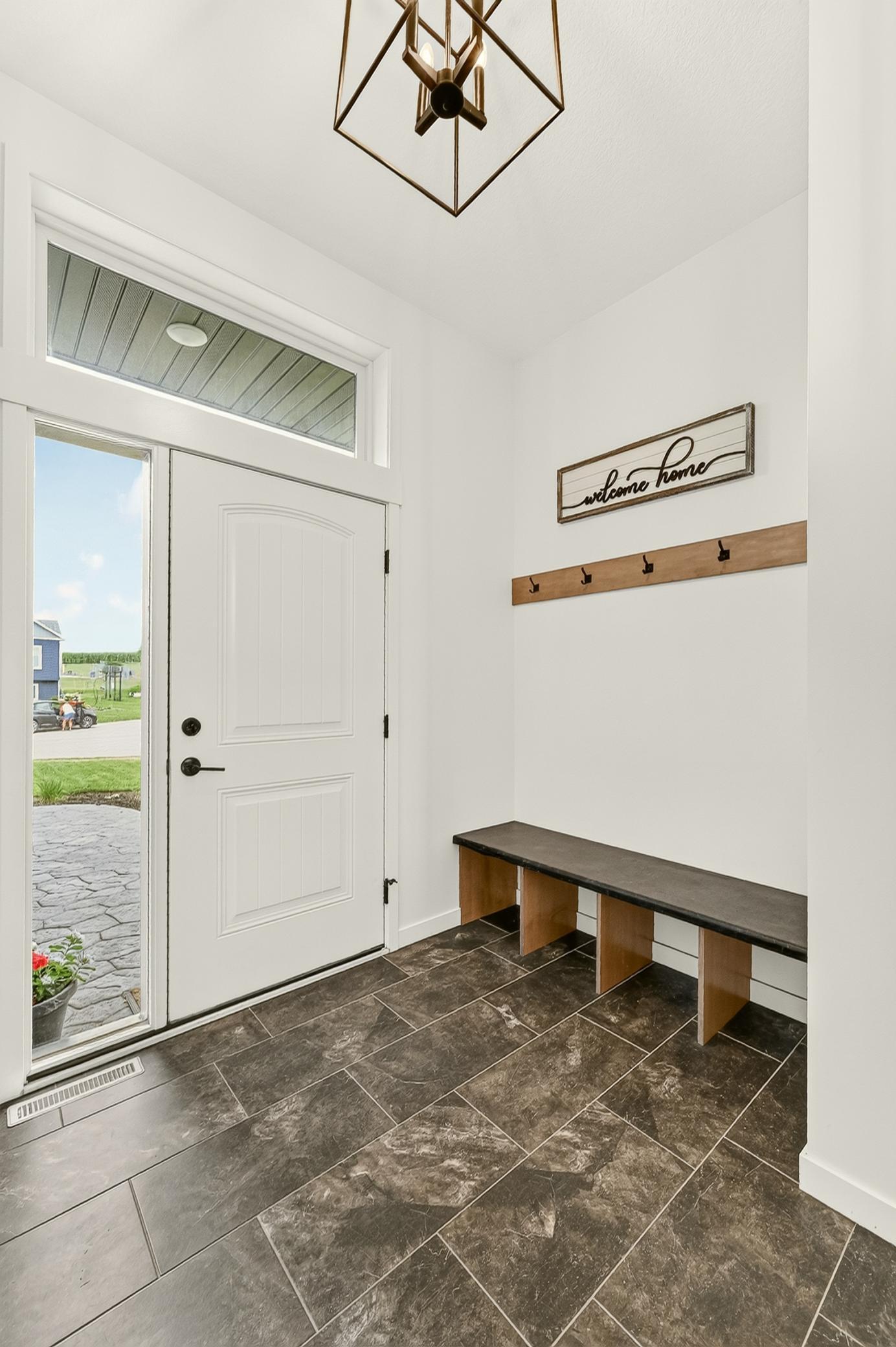 501 10th Street W