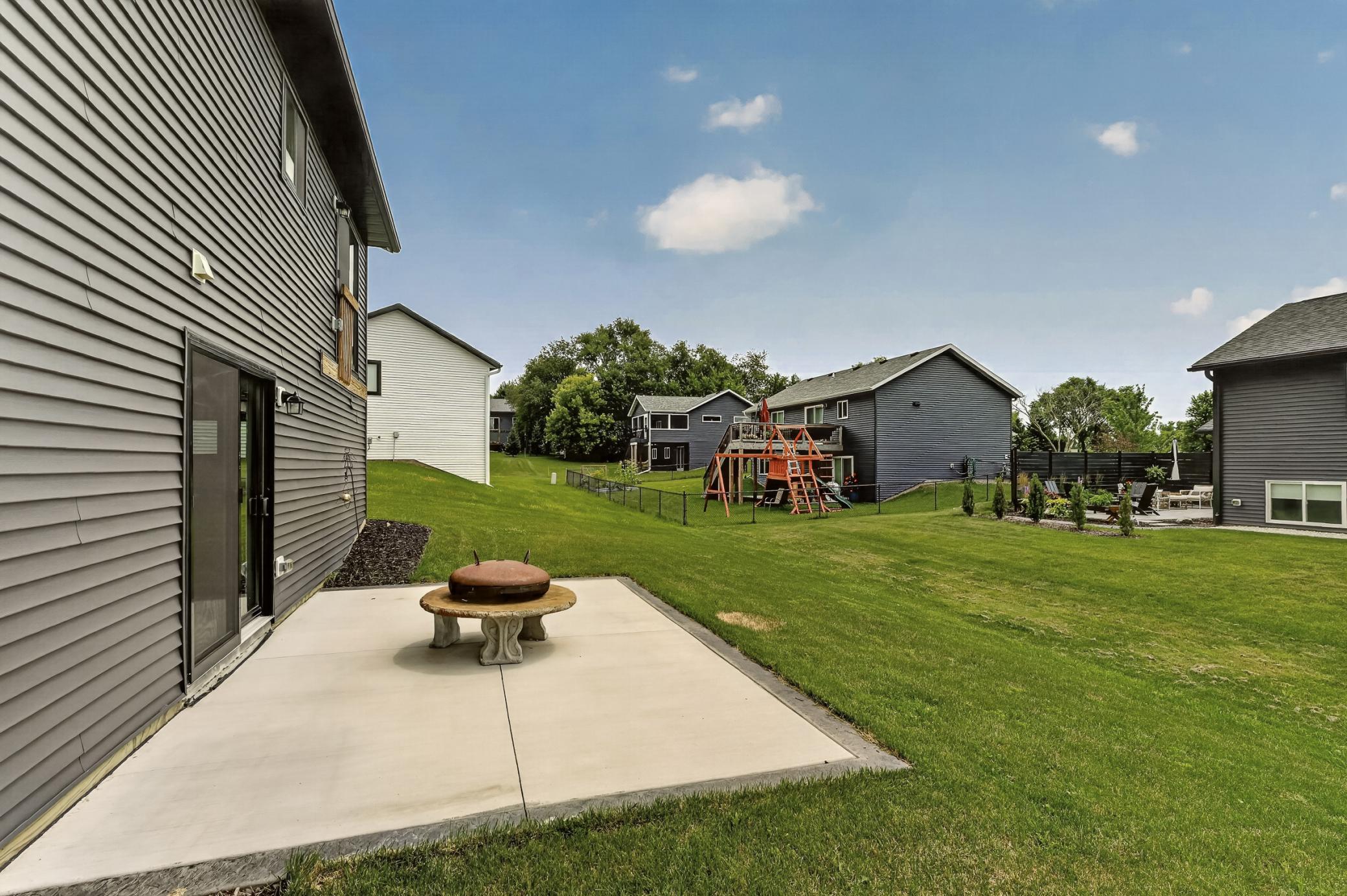 501 10th Street W