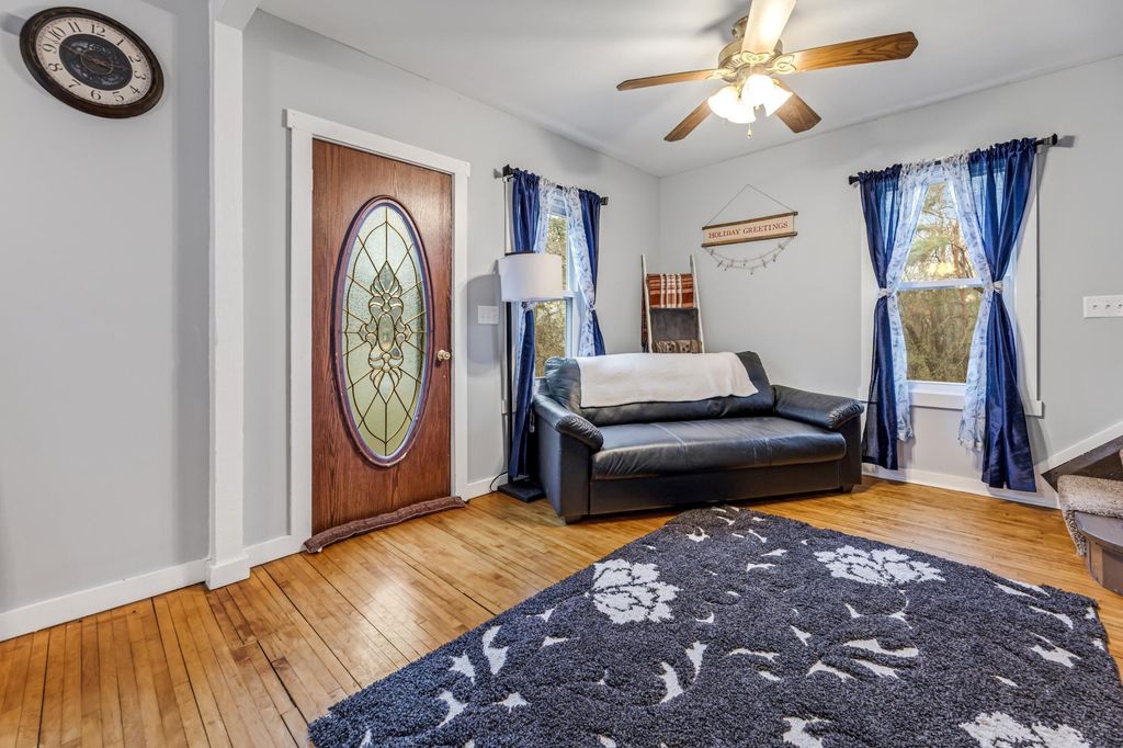 Photo of 115 W Warren Street, Dresser, WI 54001 (MLS # 6819109)