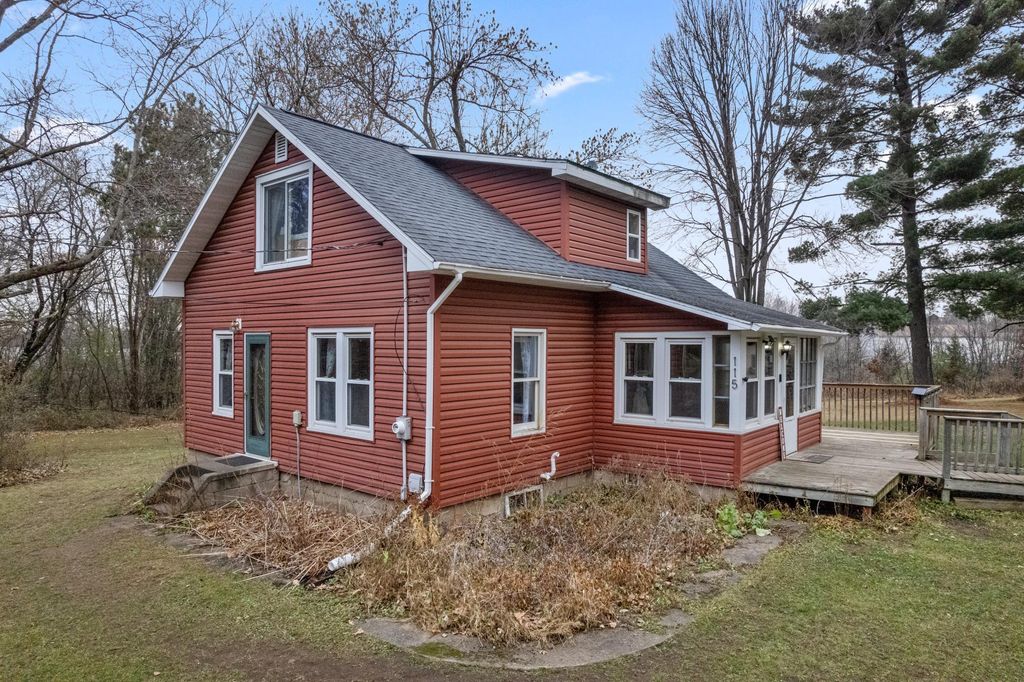 Photo of 115 W Warren Street, Dresser, WI 54001 (MLS # 6819109)