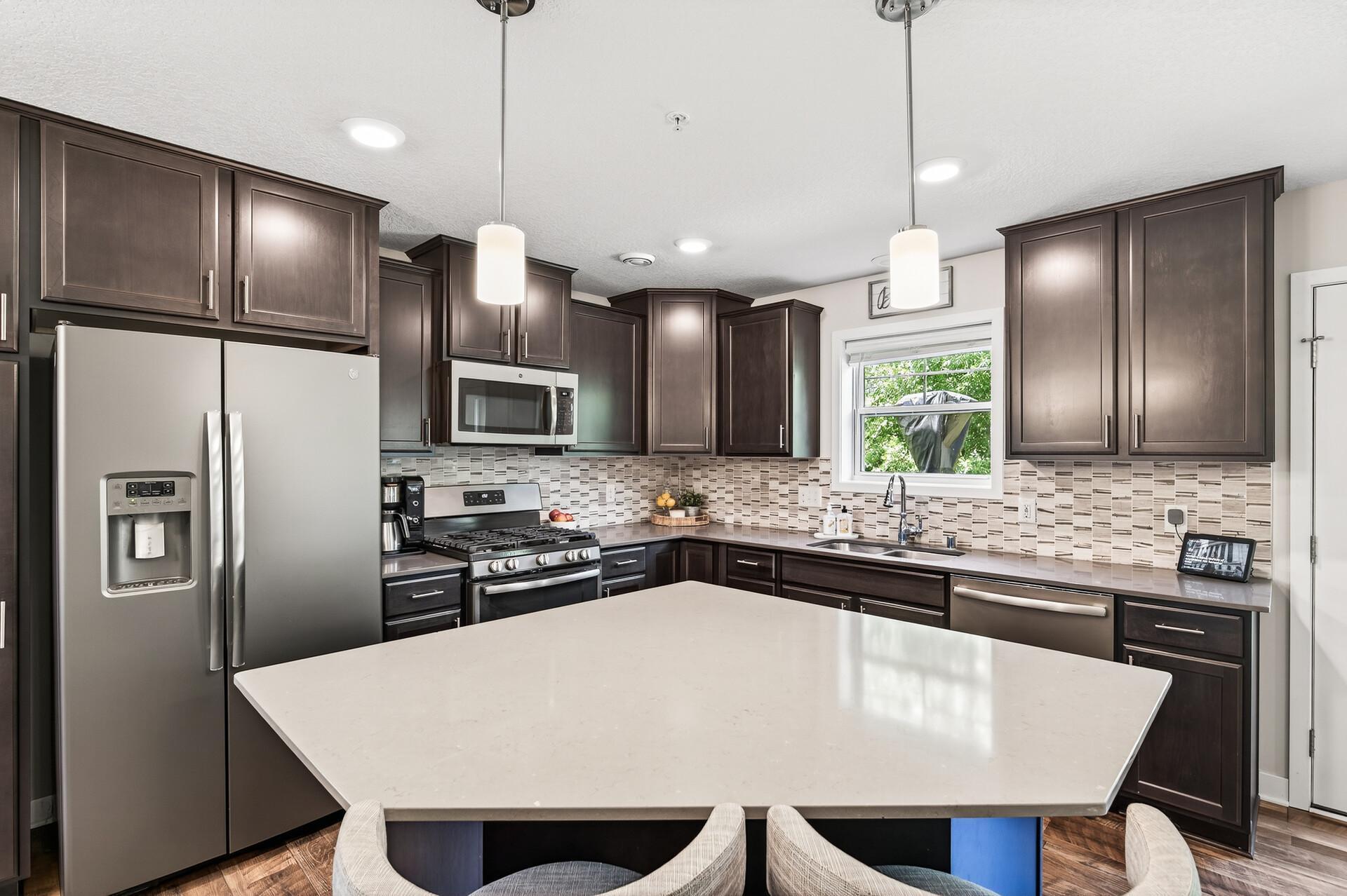 19488 Tamarack Point