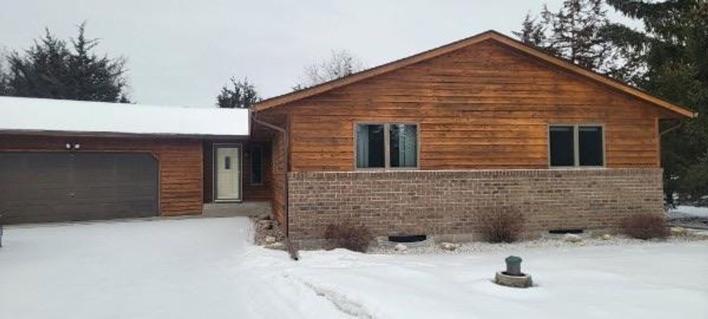 Photo of 1072 Buck Ridge, Hudson, WI 54016 (MLS # 7010565)