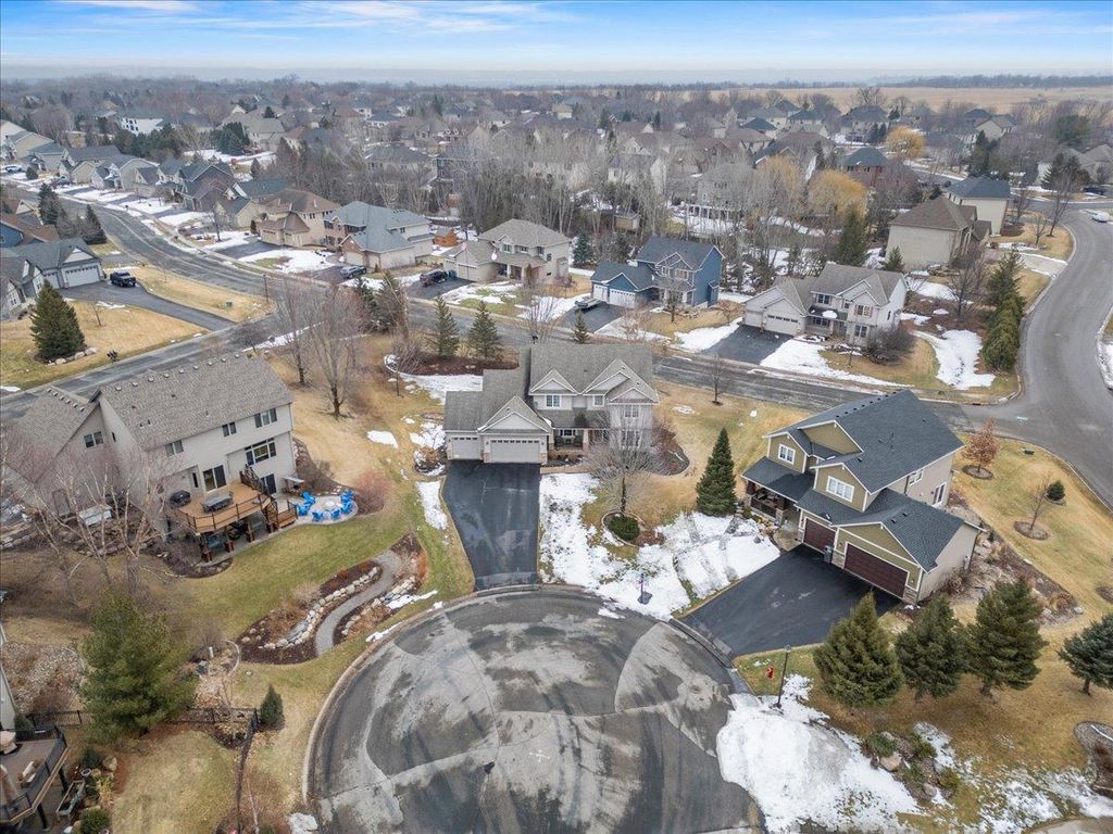 Photo of 965 Woodview Court, Carver, MN 55315 (MLS # 7022306)