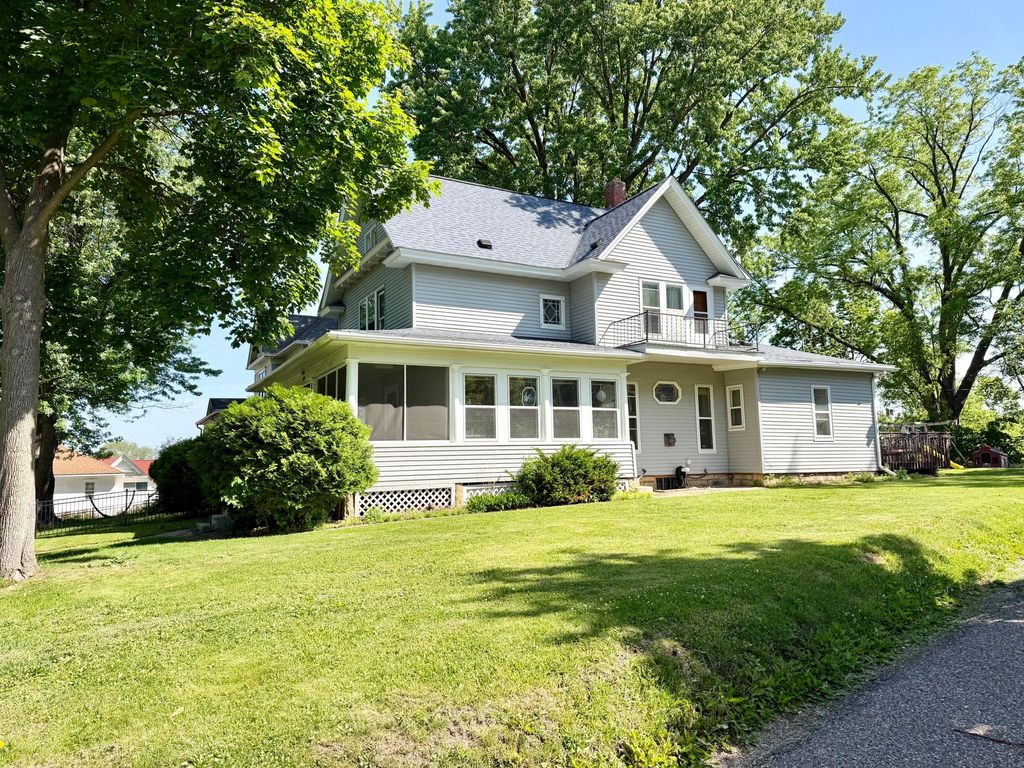 Photo of 817 Central Avenue, Red Wing, MN 55066 (MLS # 7079953)