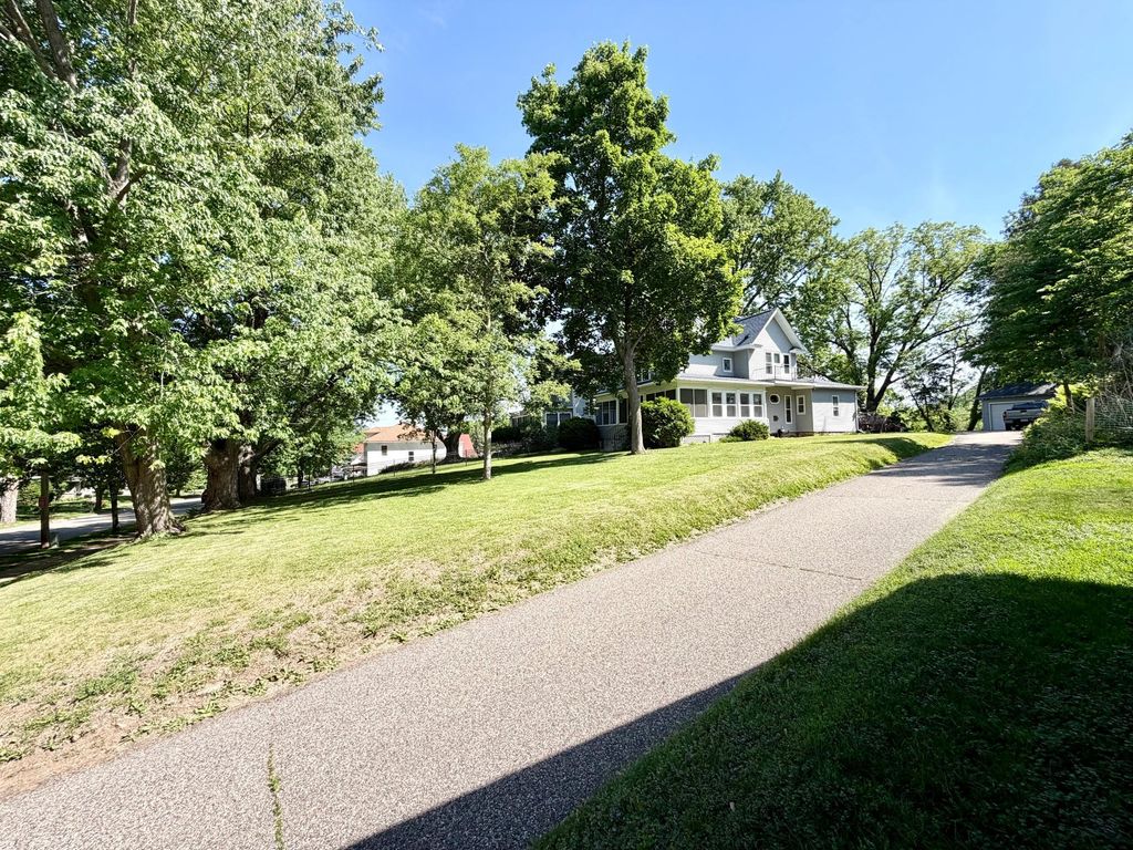 Photo of 817 Central Avenue, Red Wing, MN 55066 (MLS # 7079953)