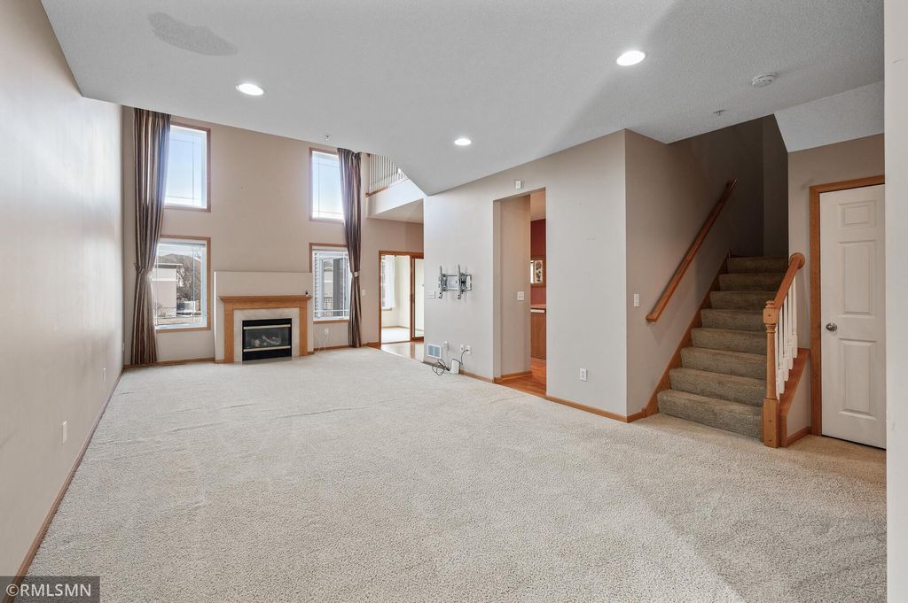 Photo of 5046 Yuma Lane N, Plymouth, MN 55446 (MLS # 7041667)