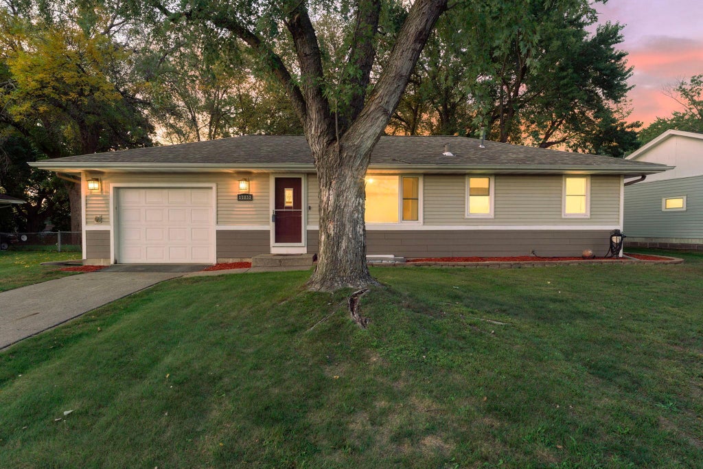 Photo of 11833 Ilex Street NW, Coon Rapids, MN 55448 (MLS # 7140138)