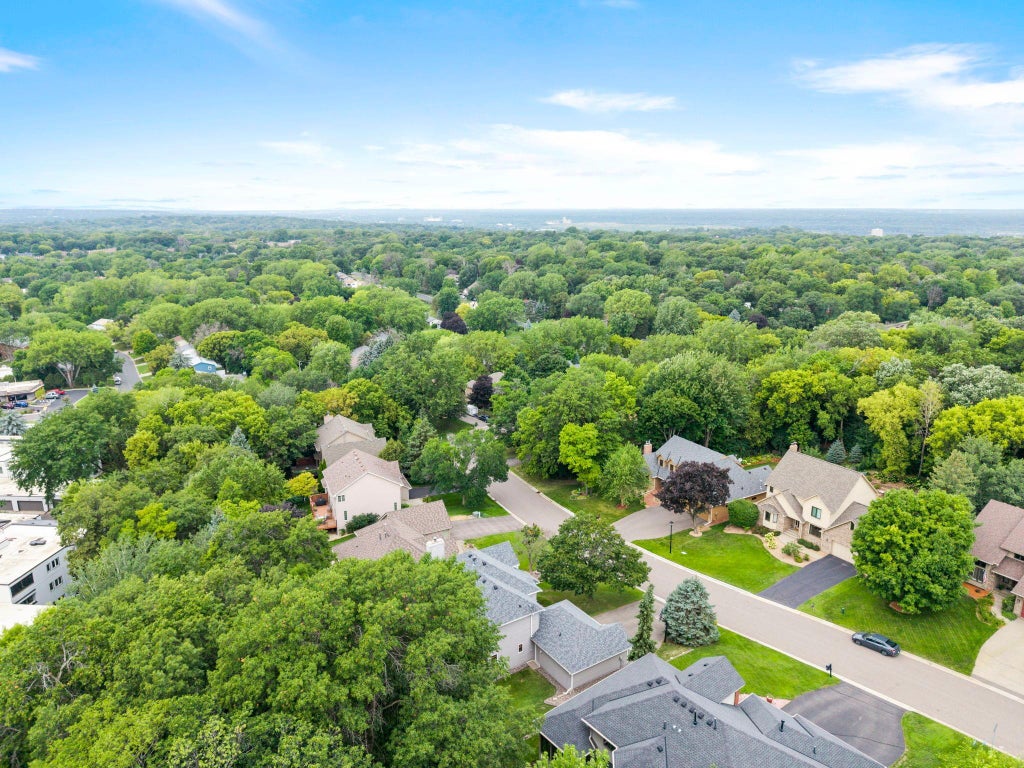 Photo of 39 Marcin Hill, Burnsville, MN 55337 (MLS # 7125932)