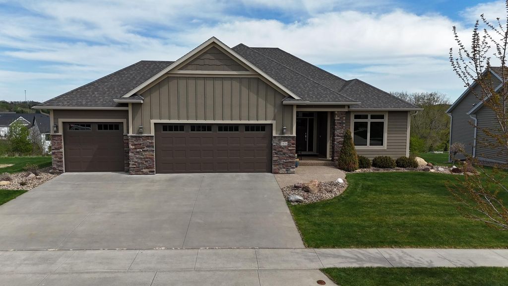Photo of 1476 Century Corner Lane NE, Rochester, MN 55906 (MLS # 7066474)