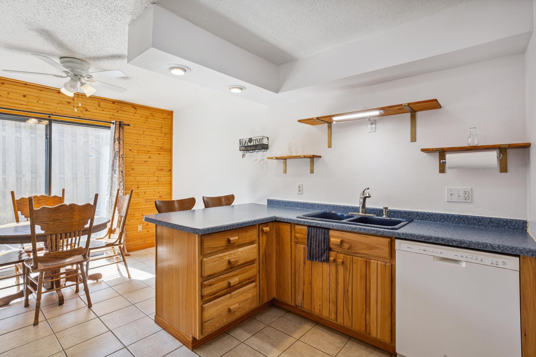3895 Dolomite Drive
