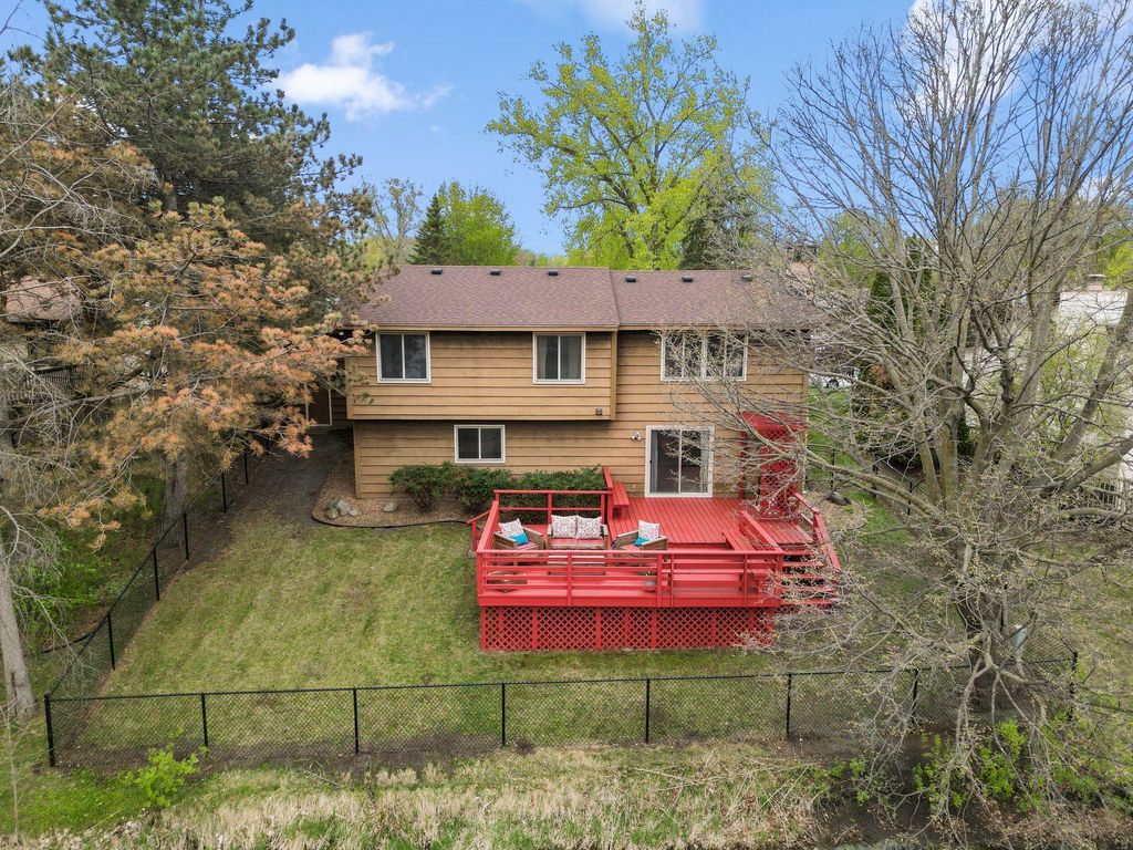 Photo of 2532 83rd Ave N AVE, Brooklyn Park, MN 55444 (MLS # 7069319)