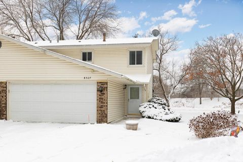 8527 W 97th Street Circle Bloomington MN 55438