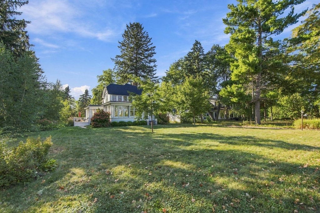 Photo of 4943 Lake Avenue, White Bear Lake, MN 55110 (MLS # 7164698)