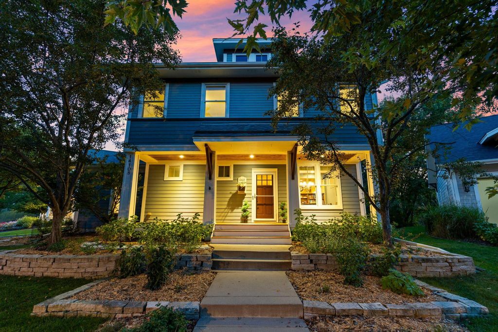 Photo of 14108 Jardin Avenue N, Hugo, MN 55038 (MLS # 7003408)