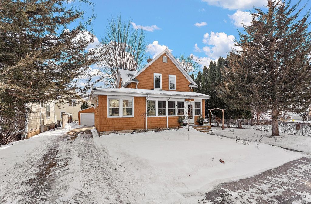 Photo of 2030 Selby Avenue, Saint Paul, MN 55104 (MLS # 7008520)