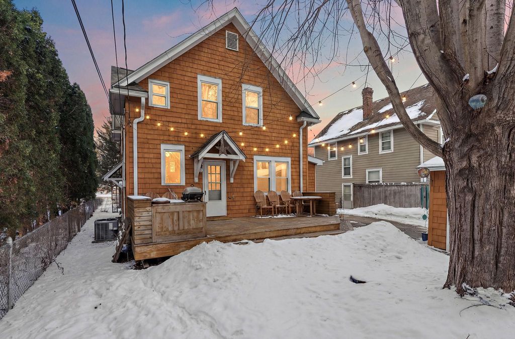 Photo of 2030 Selby Avenue, Saint Paul, MN 55104 (MLS # 7008520)