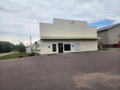 Photo of 631 W Bridge Street, Redwood Falls, MN 56283 (MLS # 7010711)