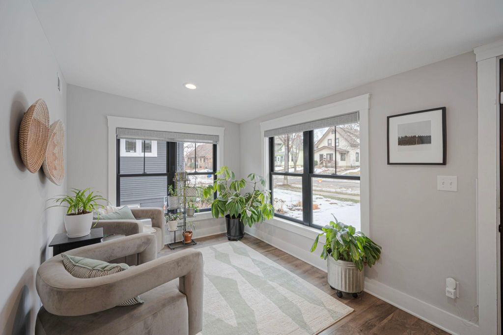 Photo of 4432 York Avenue S, Minneapolis, MN 55410 (MLS # 7024156)