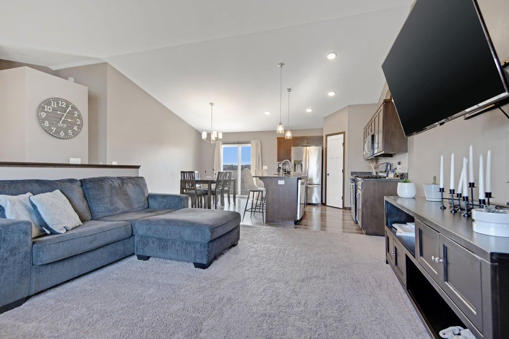 Photo of 904 Palm Circle, Annandale, MN 55302 (MLS # 7033120)