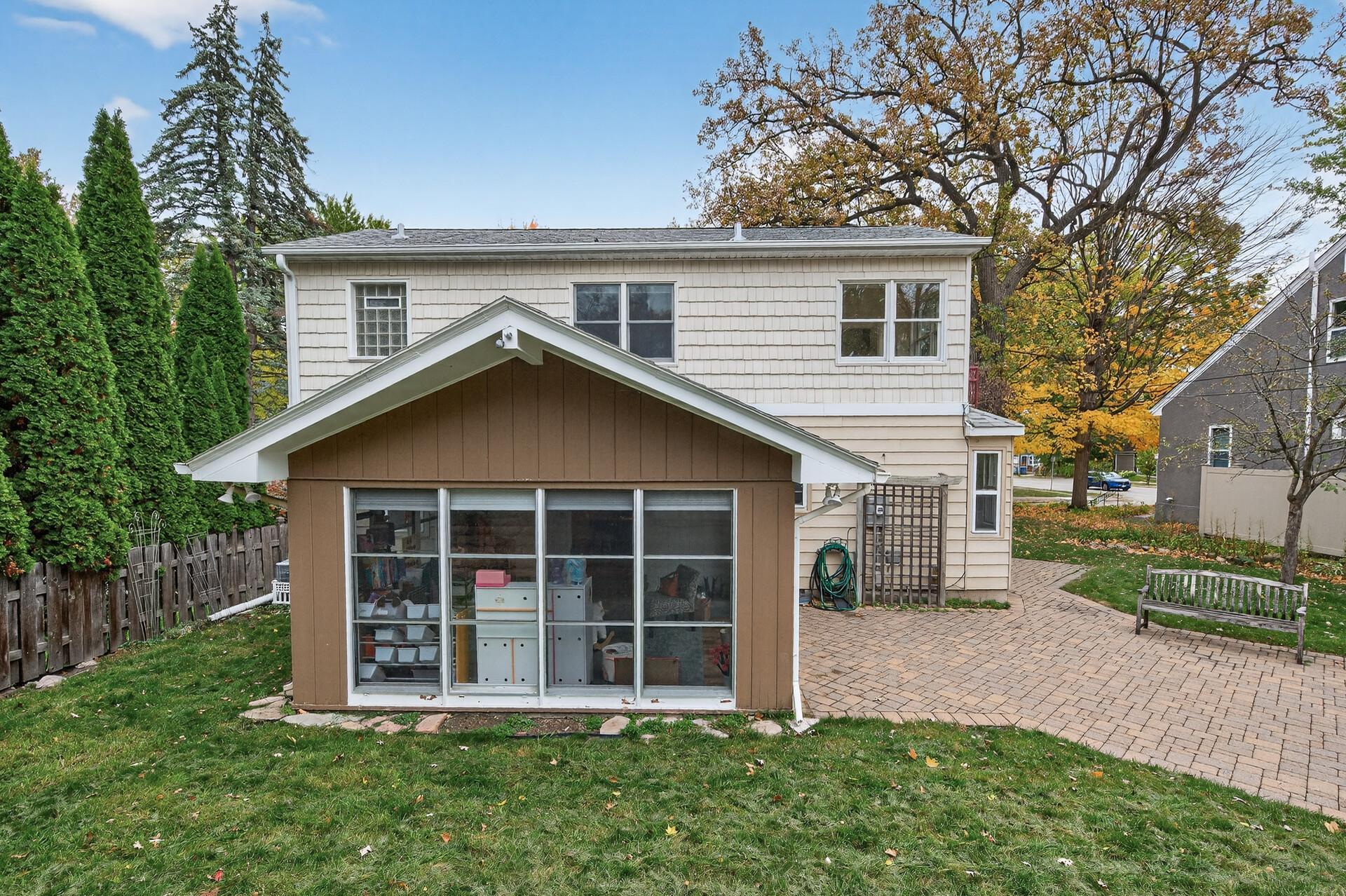 5348 Newton Avenue S