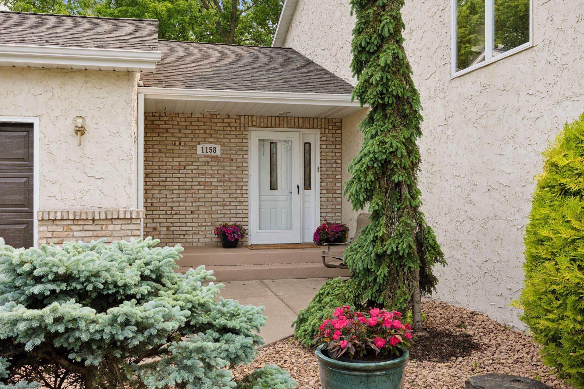 1158 Veronica Lane