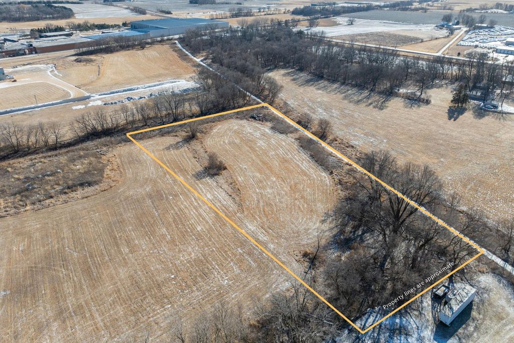 Photo of XXX State Highway 13, Montgomery, MN 56069 (MLS # 7032001)