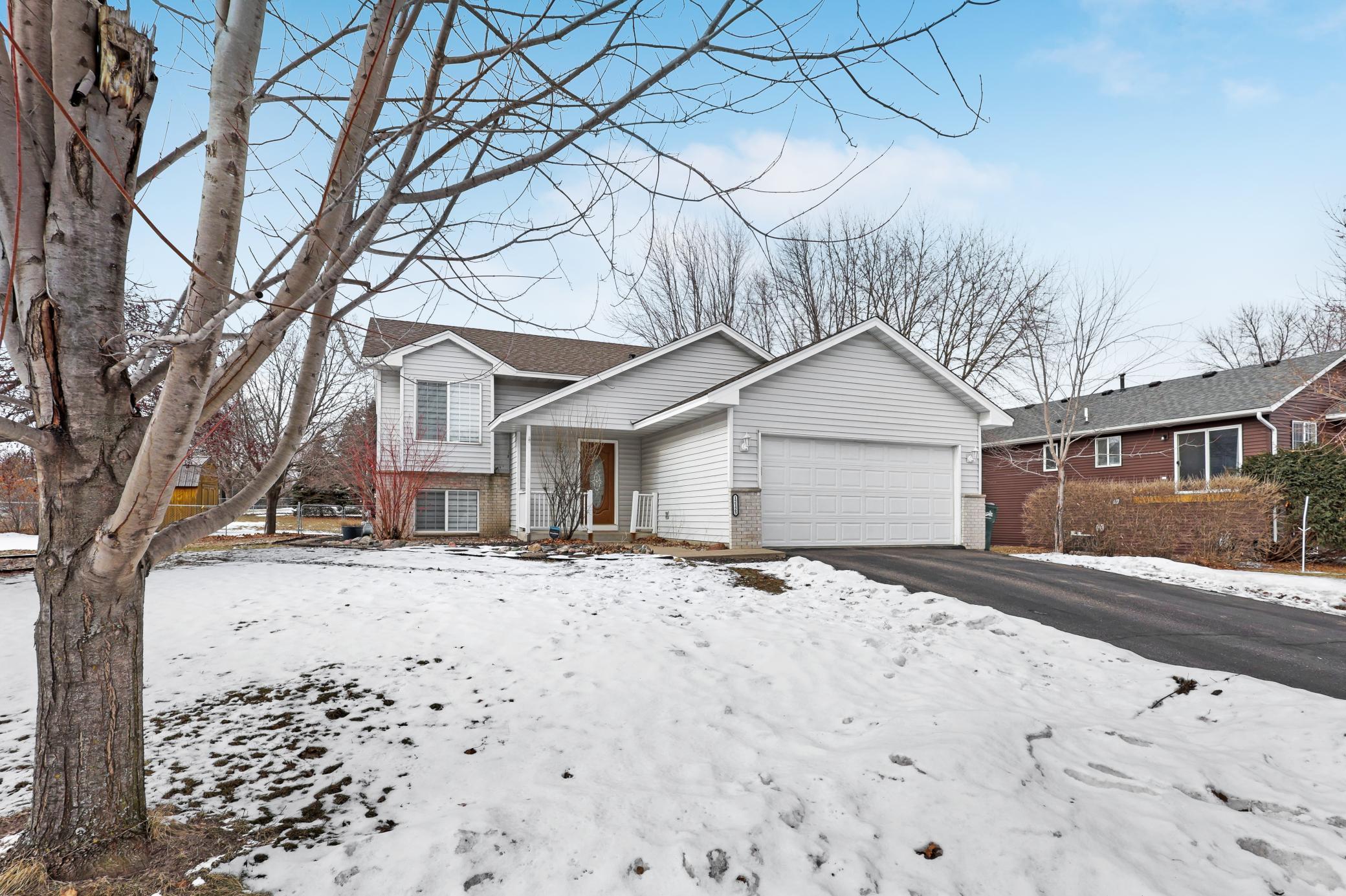 12125 Meadowlark Boulevard